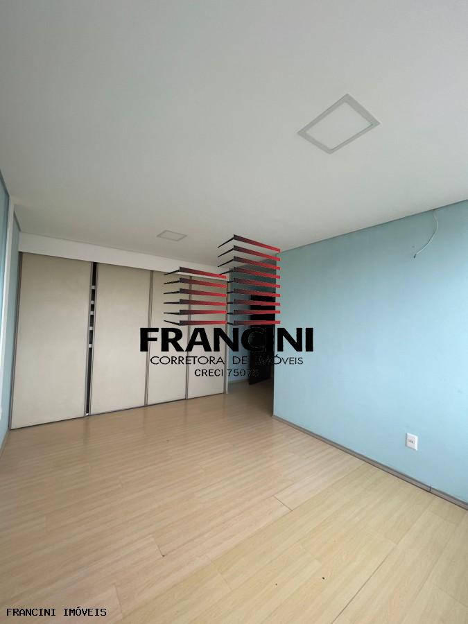 Apartamento para alugar com 4 quartos, 300m² - Foto 9
