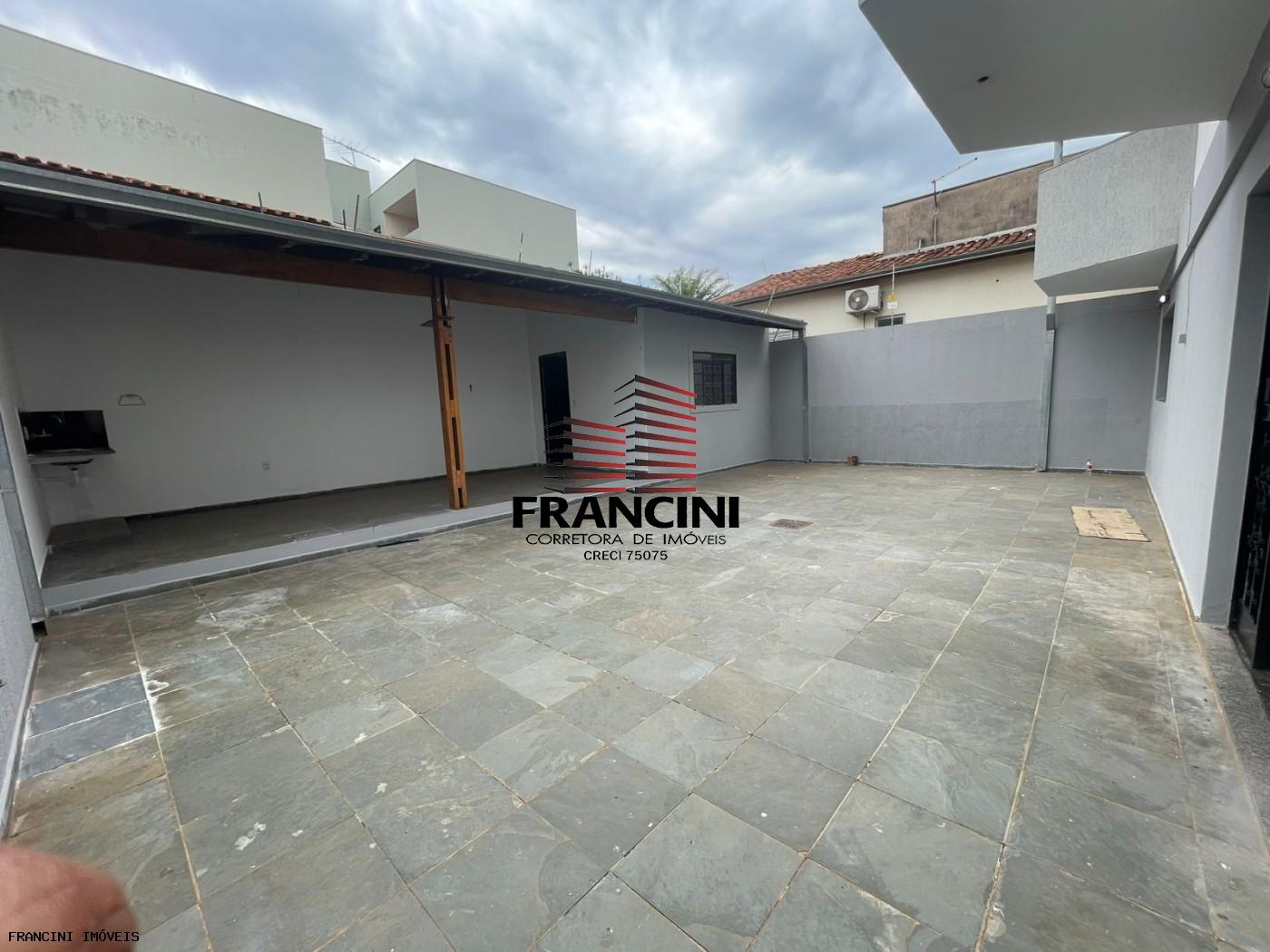 Apartamento para alugar com 4 quartos, 300m² - Foto 17