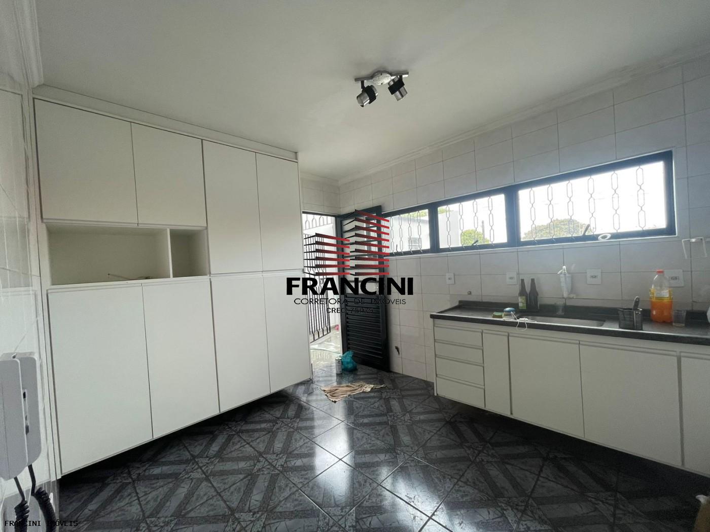 Apartamento para alugar com 4 quartos, 300m² - Foto 18