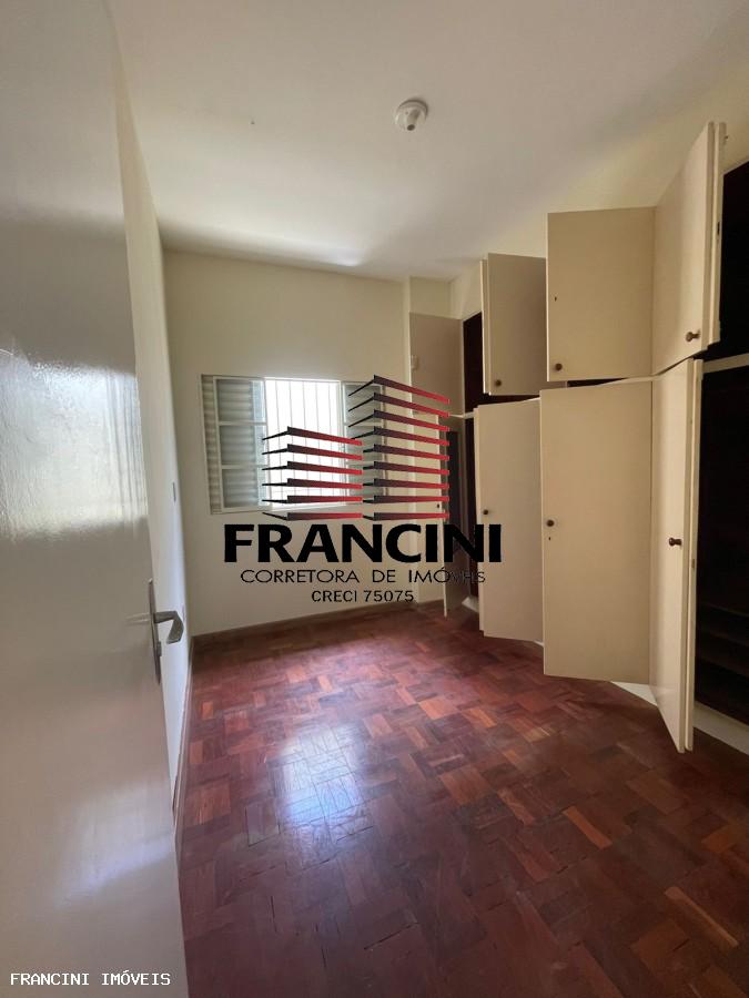 Casa, 3 quartos, 200 m² - Foto 3